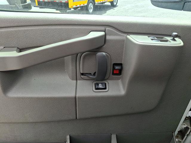 Used 2021 GMC Savana 3500 w/ Power Convenience Package RWD image 11