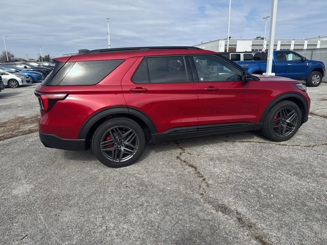 Certified 2025 Ford Explorer ST w/ Sun And Sound Package image 9