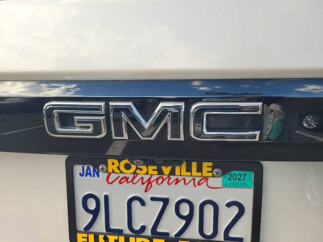 Used 2024 GMC Yukon XL Denali Ultimate AWD/4WD image 10
