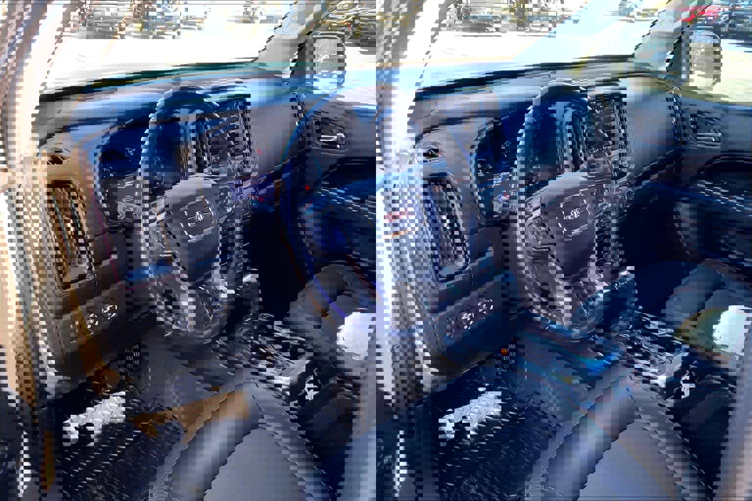 Used 2019 GMC Canyon All Terrain w/ Trailering Package image 16