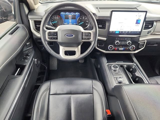Certified 2024 Ford Expedition XLT image 15