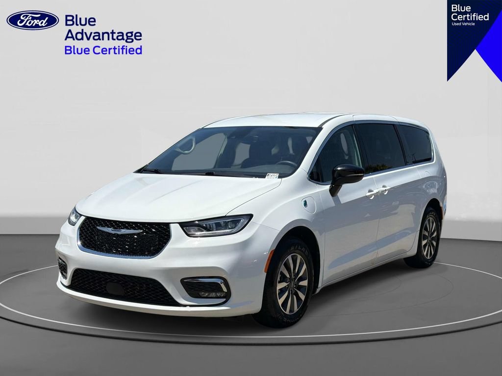 Used 2024 Chrysler Pacifica Limited FWD image 1