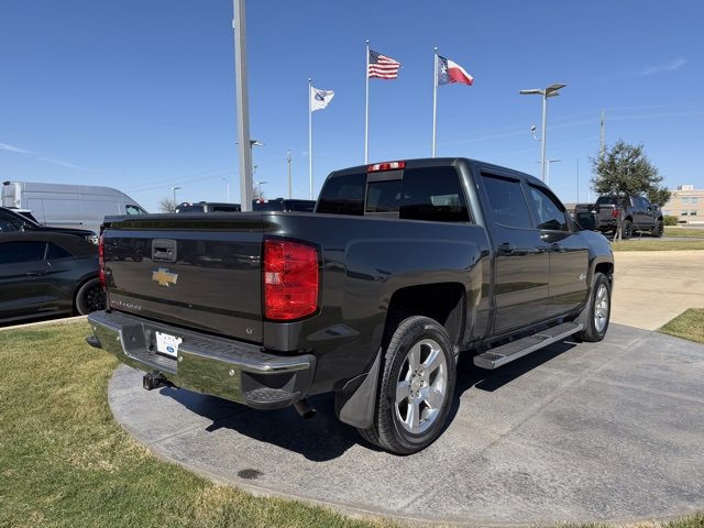 Used 2018 Chevrolet Silverado 1500 LT w/ Texas Edition image 3