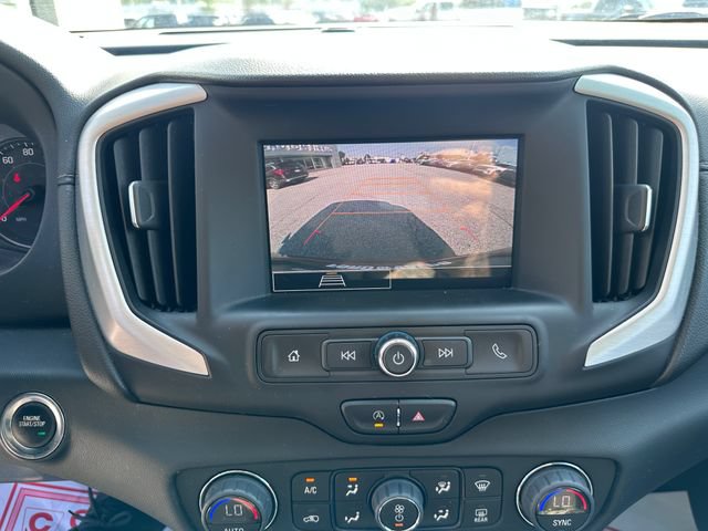 Used 2022 GMC Terrain SLE w/ Driver Convenience Package FWD image 15
