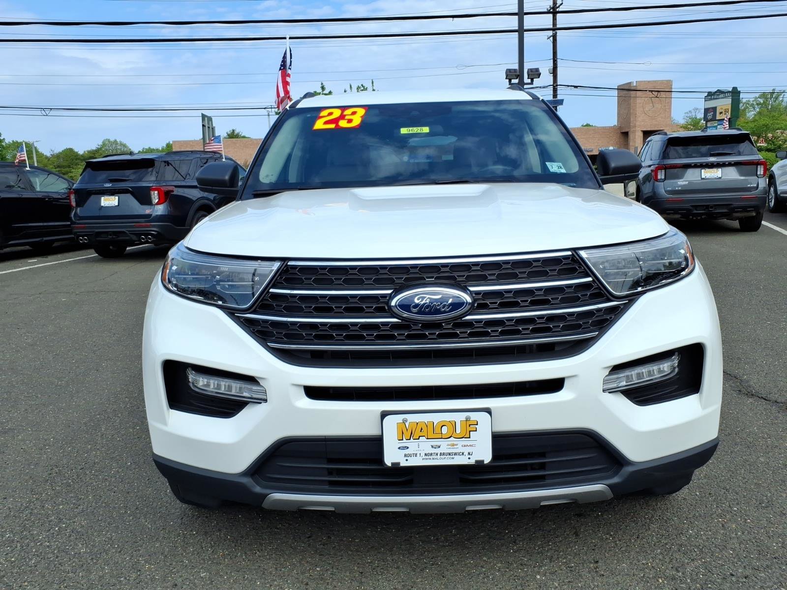 Certified 2023 Ford Explorer XLT w/ Equipment Group 202A AWD/4WD image 2