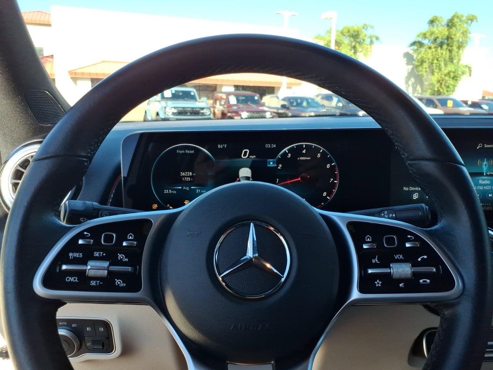 Used 2022 Mercedes-Benz GLB 250 image 18