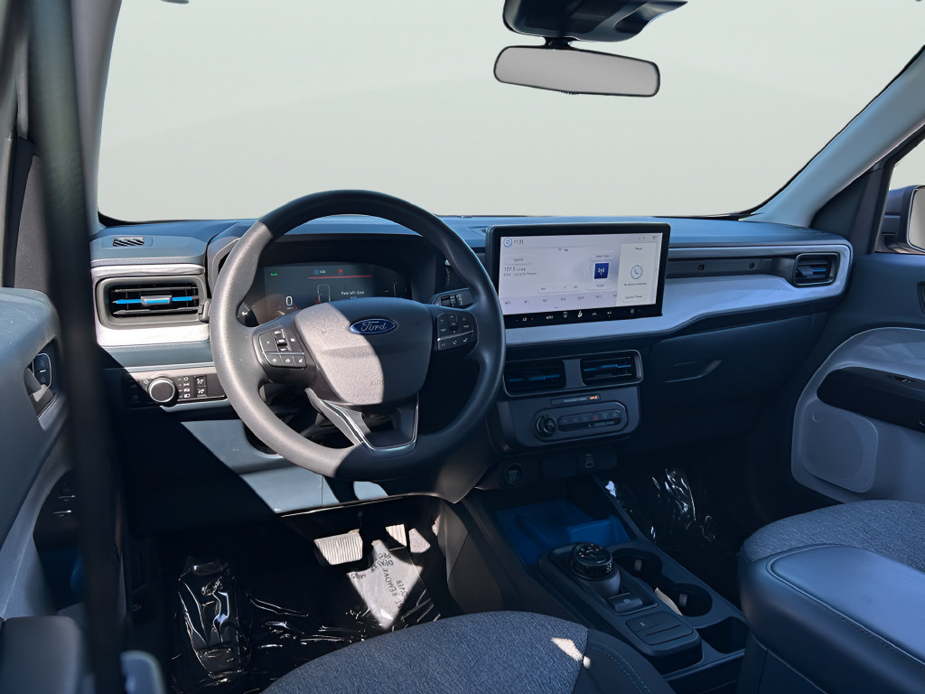 Certified 2025 Ford Maverick XLT FWD image 10