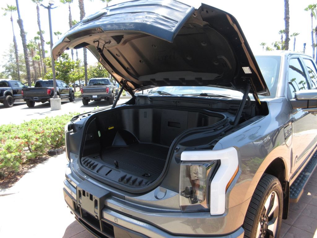 Certified 2023 Ford F150 Lightning Platinum AWD/4WD image 30