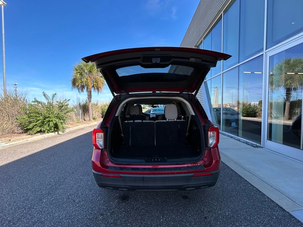 Certified 2020 Ford Explorer XLT image 47