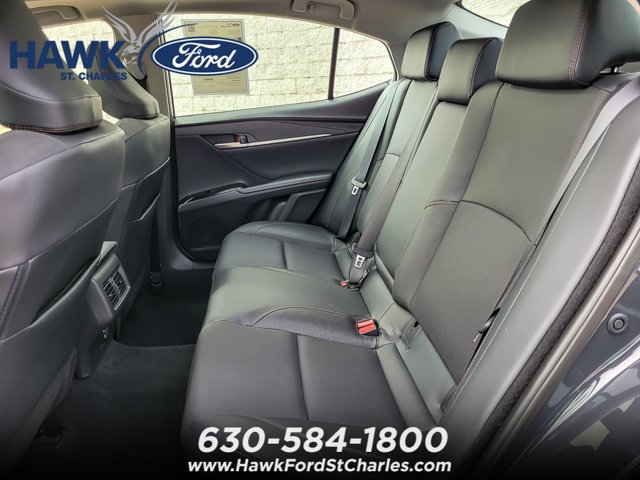 Used 2025 Toyota Camry XLE FWD image 10