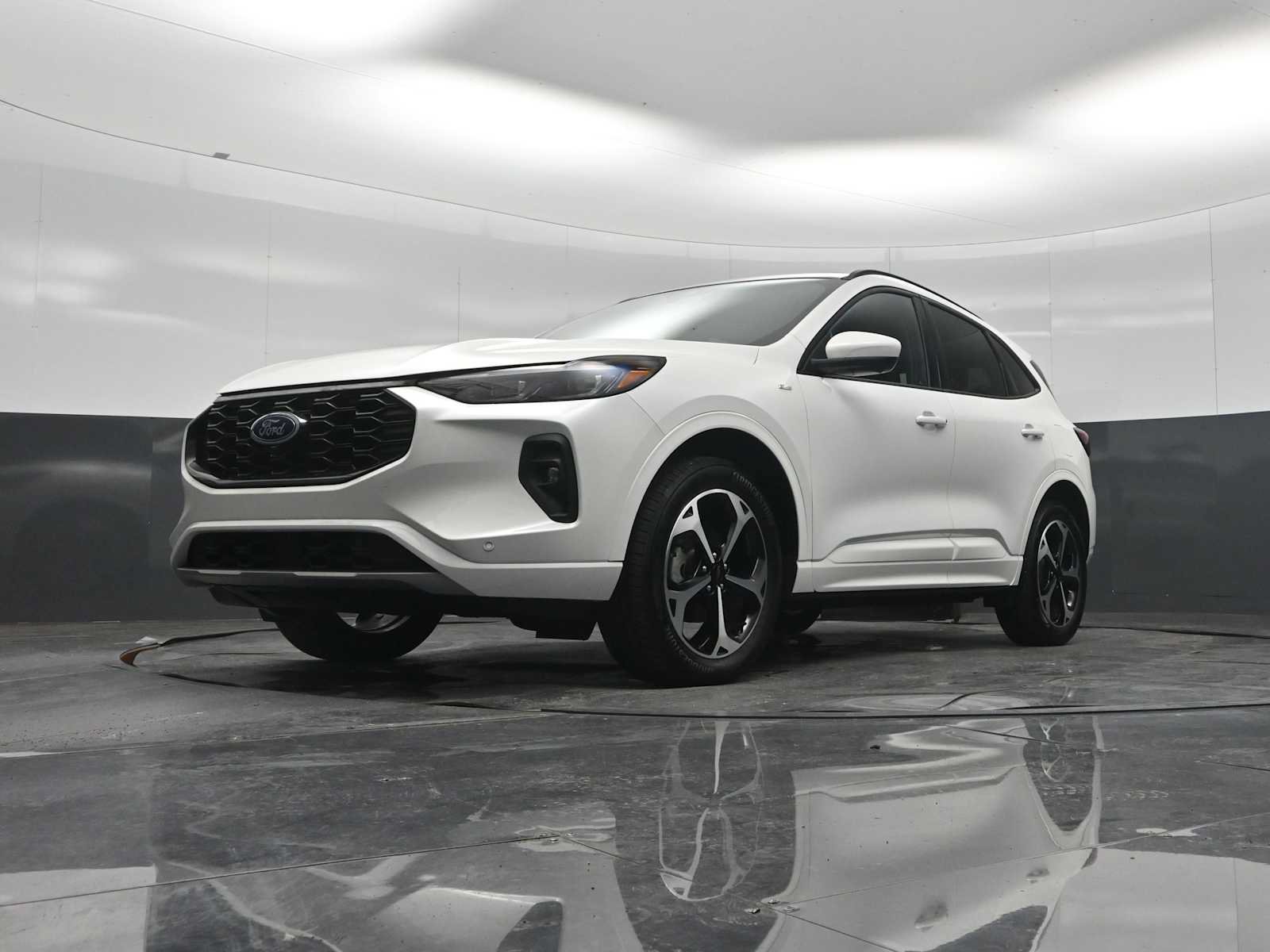 Certified 2025 Ford Escape ST-Line Elite w/ Premium Technology Package AWD/4WD image 57