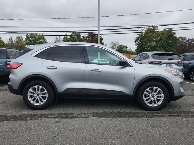 Certified 2022 Ford Escape SE w/ Convenience Package image 3