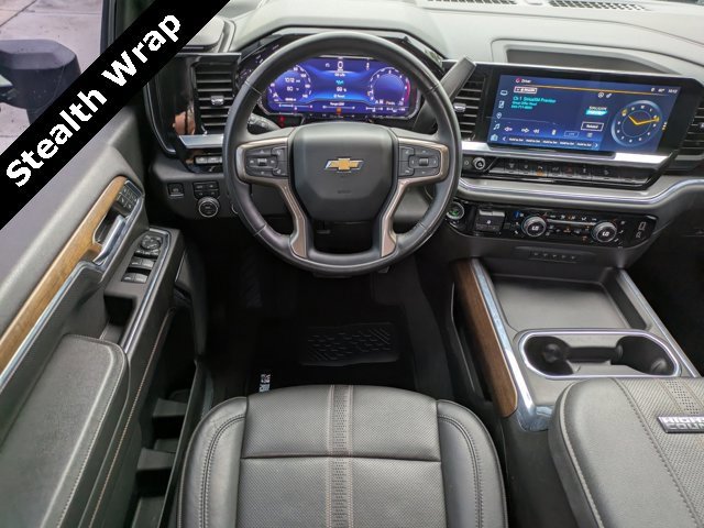 Used 2024 Chevrolet Silverado 2500 High Country w/ High Country Premium Package image 16