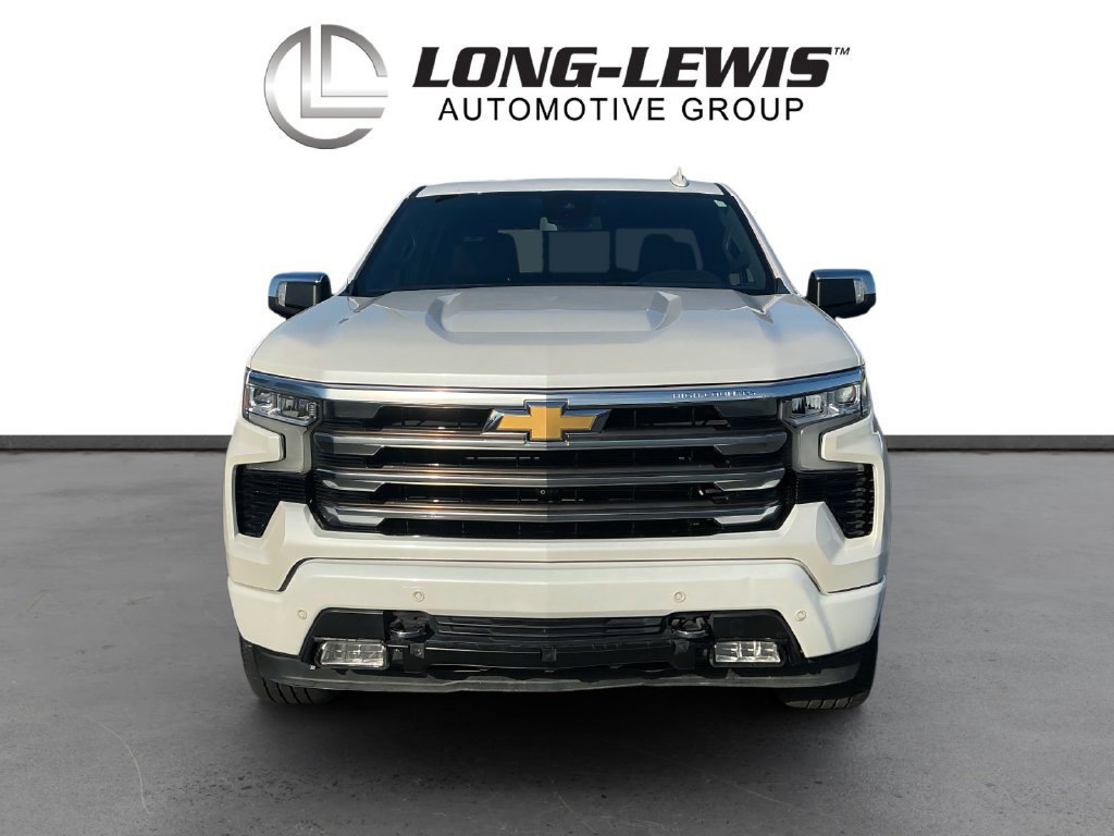 Used 2022 Chevrolet Silverado 1500 High Country w/ High Country Premium Package AWD/4WD image 11