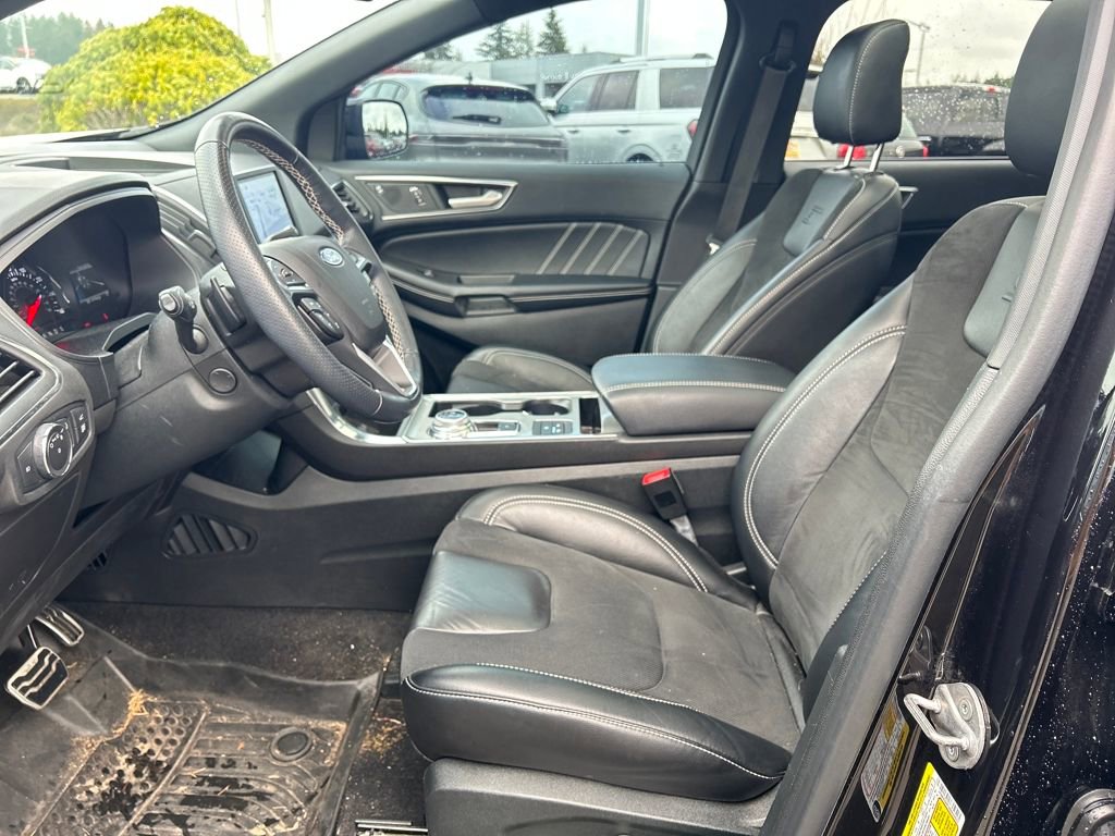 Certified 2022 Ford Edge ST w/ Equipment Group 401A image 5