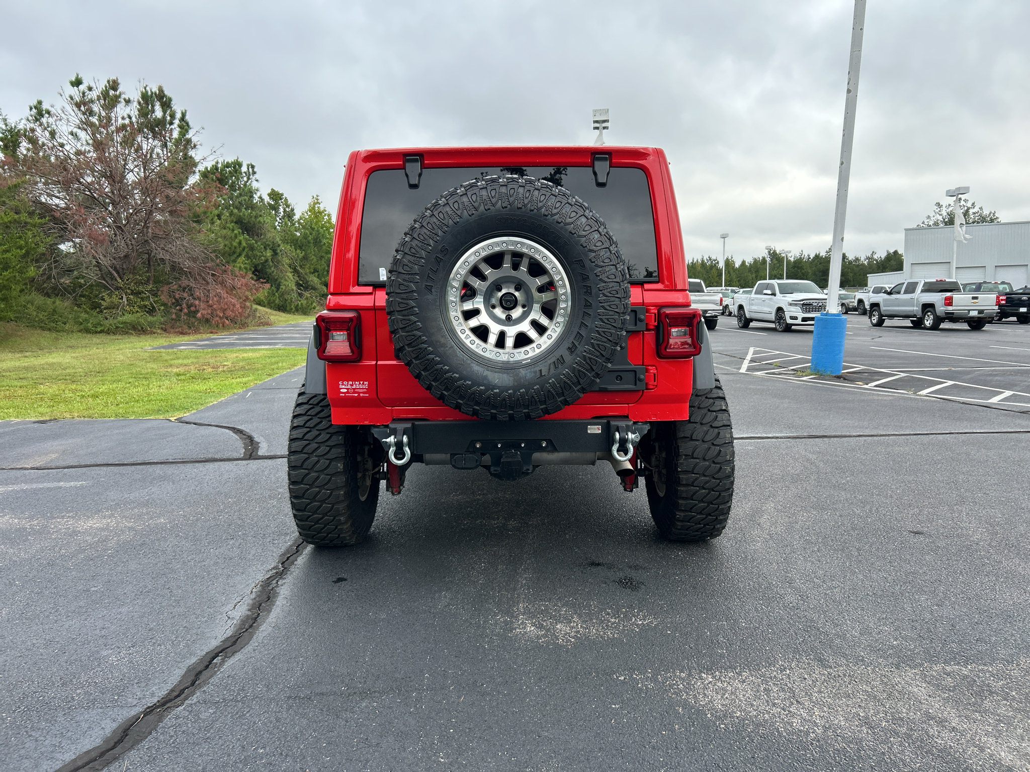 Used 2025 Jeep Wrangler Unlimited Rubicon AWD/4WD image 6