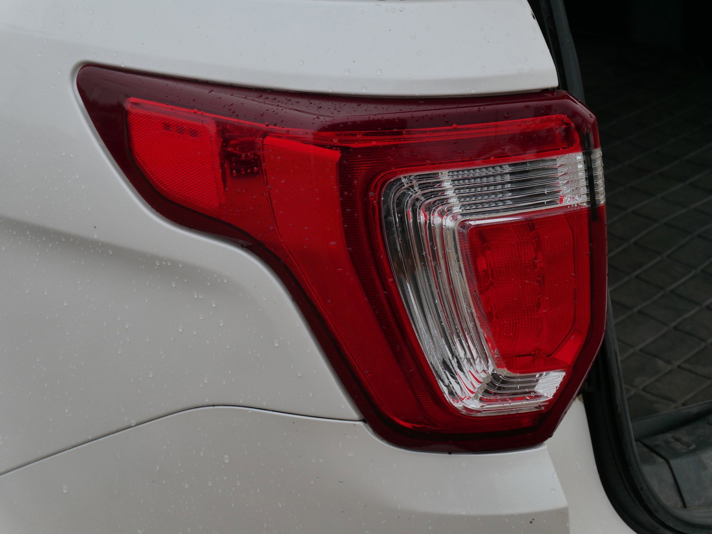 Certified 2017 Ford Explorer XLT w/ Equipment Group 202A image 17