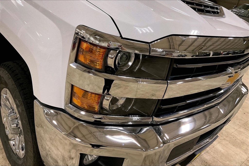 Used 2019 Chevrolet Silverado 3500 LTZ w/ Duramax Plus Package AWD/4WD image 26