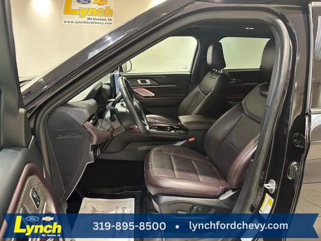 Certified 2025 Ford Explorer Platinum AWD/4WD image 10
