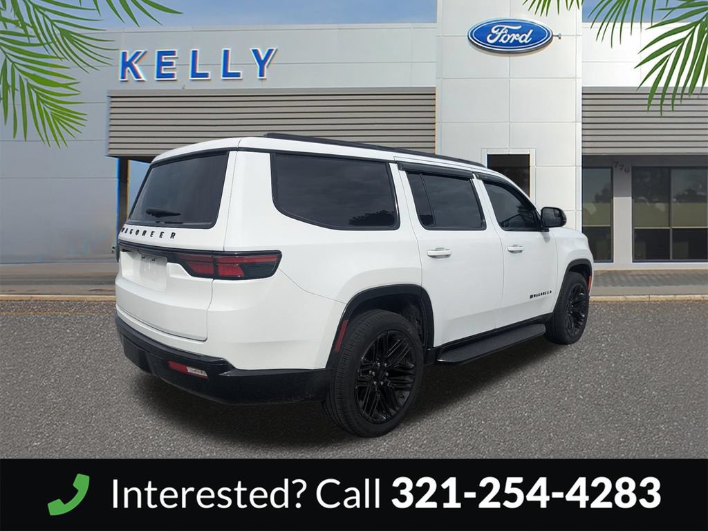 Used 2023 Jeep Wagoneer Series II AWD/4WD image 6