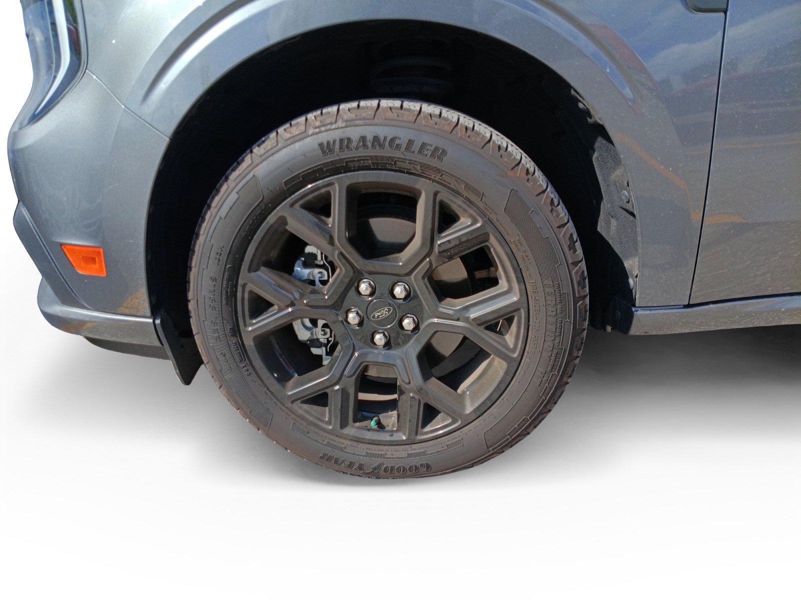Certified 2025 Ford Maverick Lobo AWD/4WD image 8