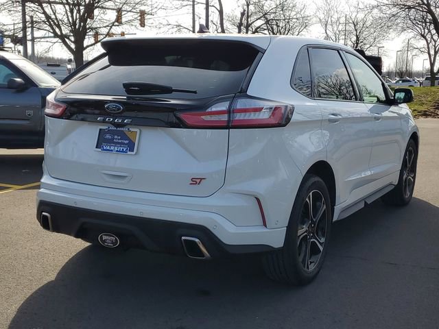 Certified 2023 Ford Edge ST w/ Equipment Group 401A image 4