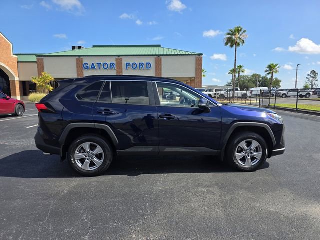 Used 2024 Toyota RAV4 XLE w/ Convenience Package FWD image 4