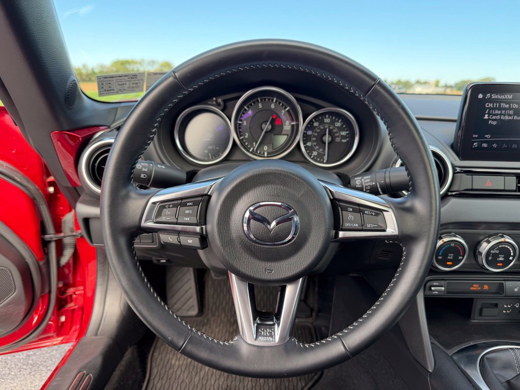 Used 2023 MAZDA MX-5 Miata Grand Touring w/ Weather Package RWD image 14