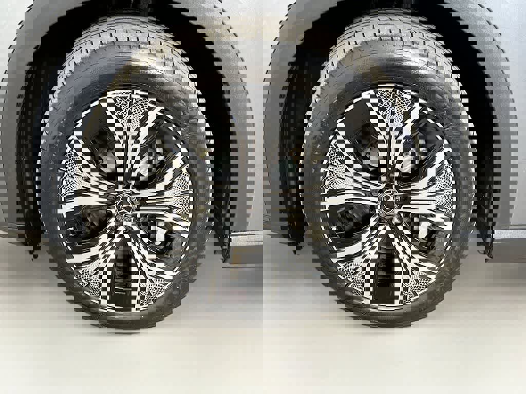 Used 2023 Mercedes-Benz EQE 350+ 4MATIC SUV image 11