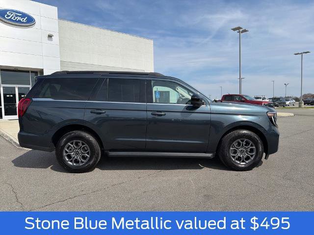 Certified 2025 Ford Expedition Active AWD/4WD image 3