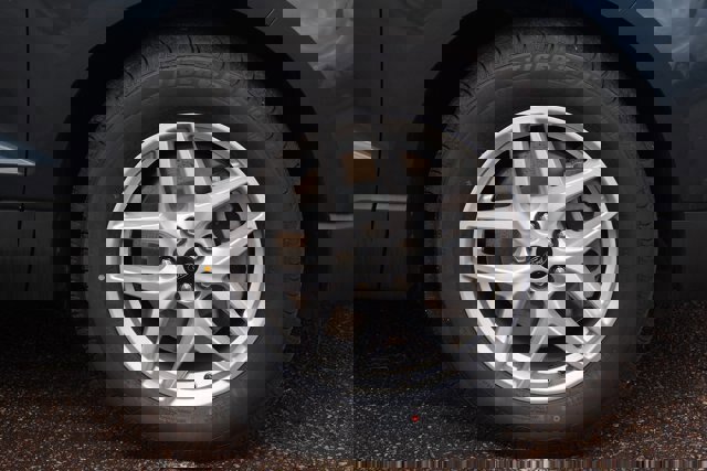 Certified 2024 Ford Edge SEL w/ Convenience Package image 9