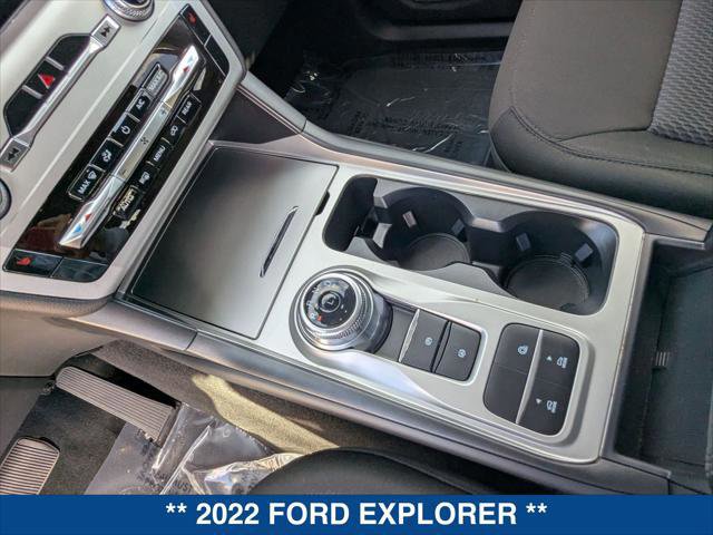 Certified 2022 Ford Explorer XLT image 17