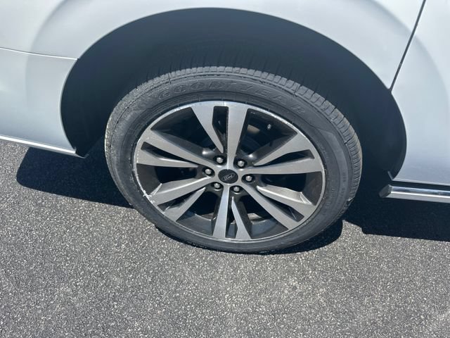 Certified 2021 Ford Expedition Max Platinum AWD/4WD image 13