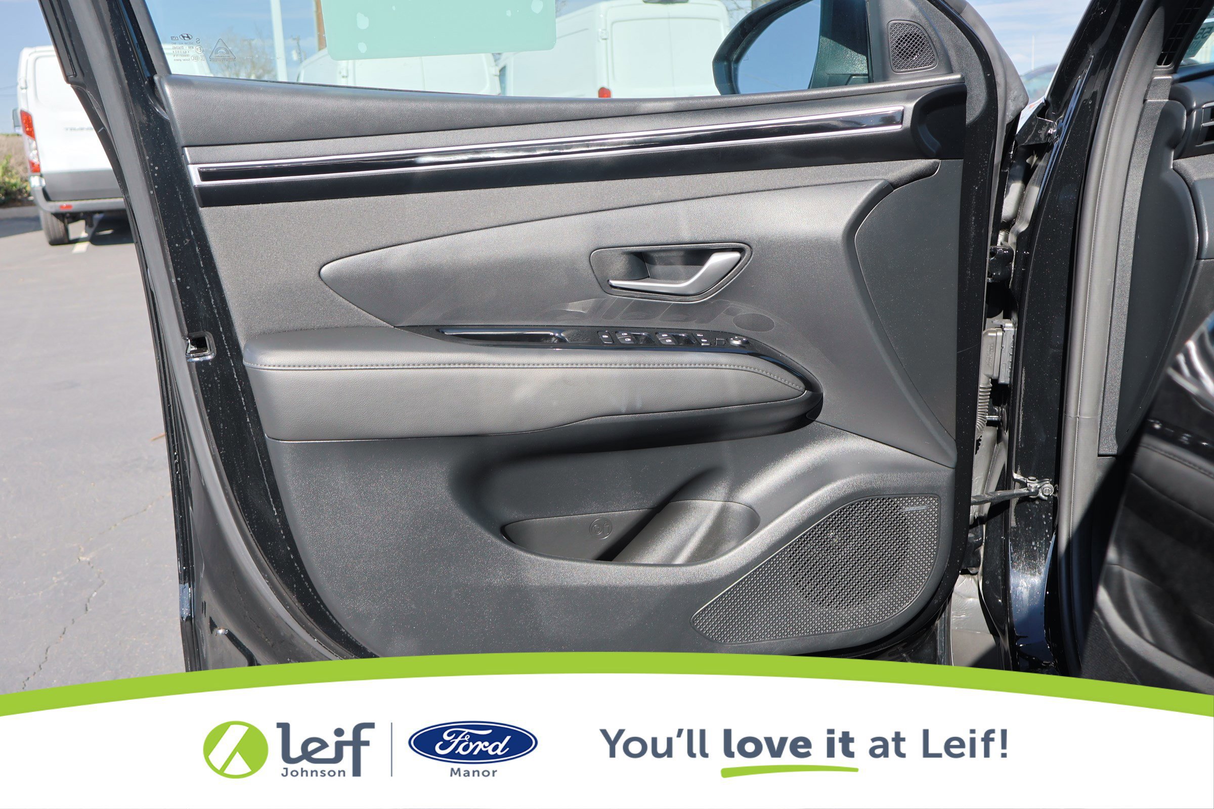 Used 2024 Hyundai Santa Cruz Limited image 11