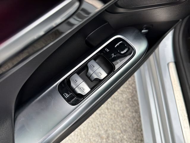 Used 2022 Mercedes-Benz C 300 4MATIC Sedan image 13