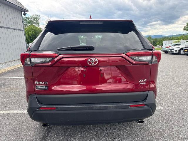 Used 2023 Toyota RAV4 XLE w/ Convenience Package AWD/4WD image 4