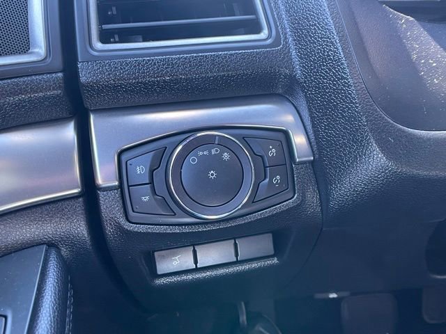 Certified 2018 Ford Explorer XLT w/ Equipment Group 201A AWD/4WD image 22