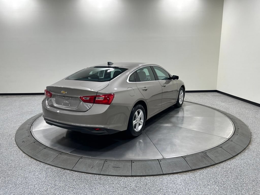 Used 2022 Chevrolet Malibu LS w/ LPO, Convenience Package 2 FWD image 8