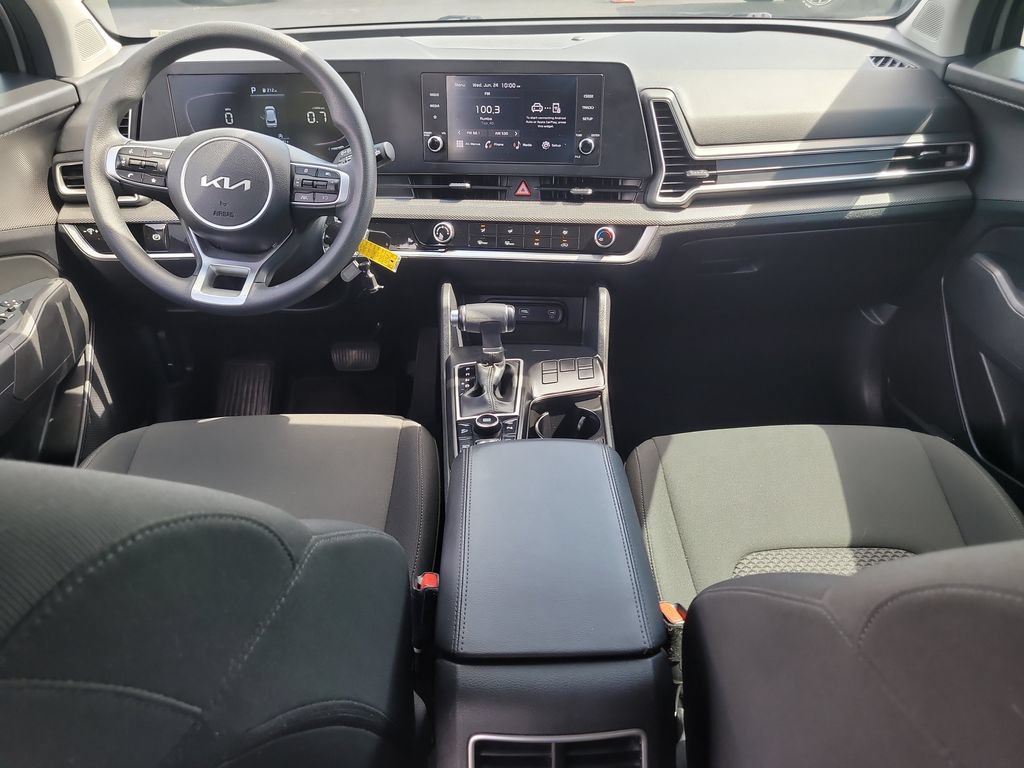 Used 2023 Kia Sportage LX FWD image 11