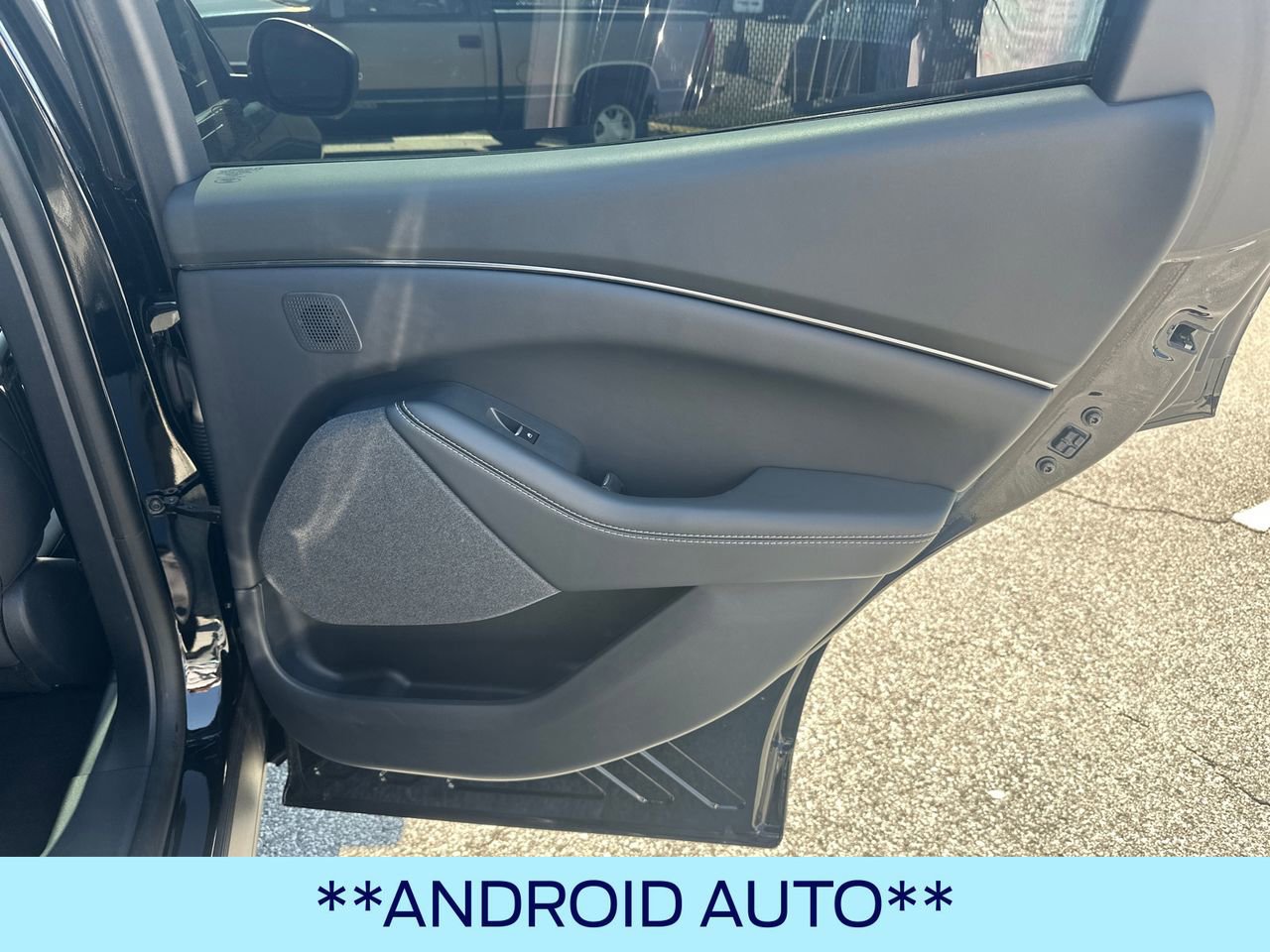 Certified 2025 Ford Mustang Mach-E Premium image 19