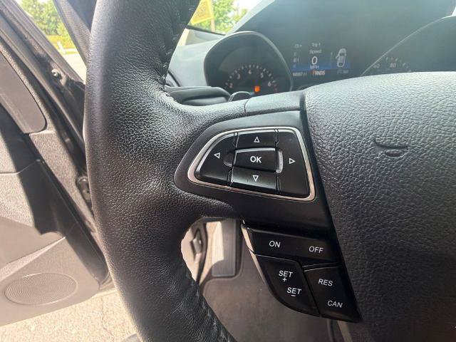 Certified 2017 Ford Escape Titanium AWD/4WD image 27
