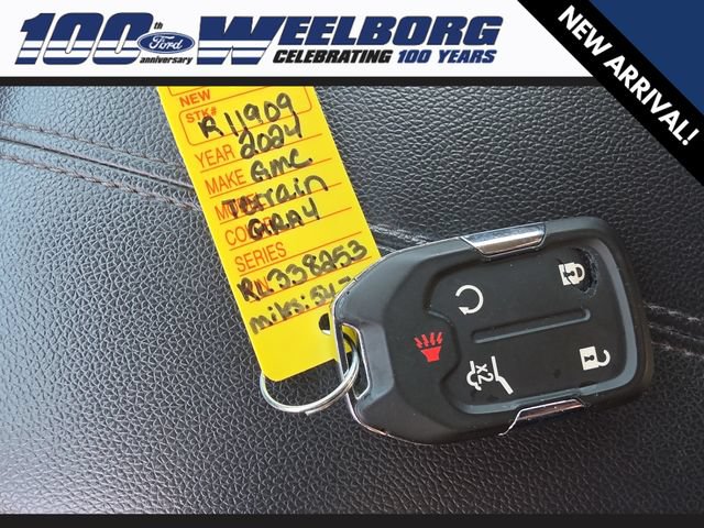 Used 2024 GMC Terrain SLT AWD/4WD image 31