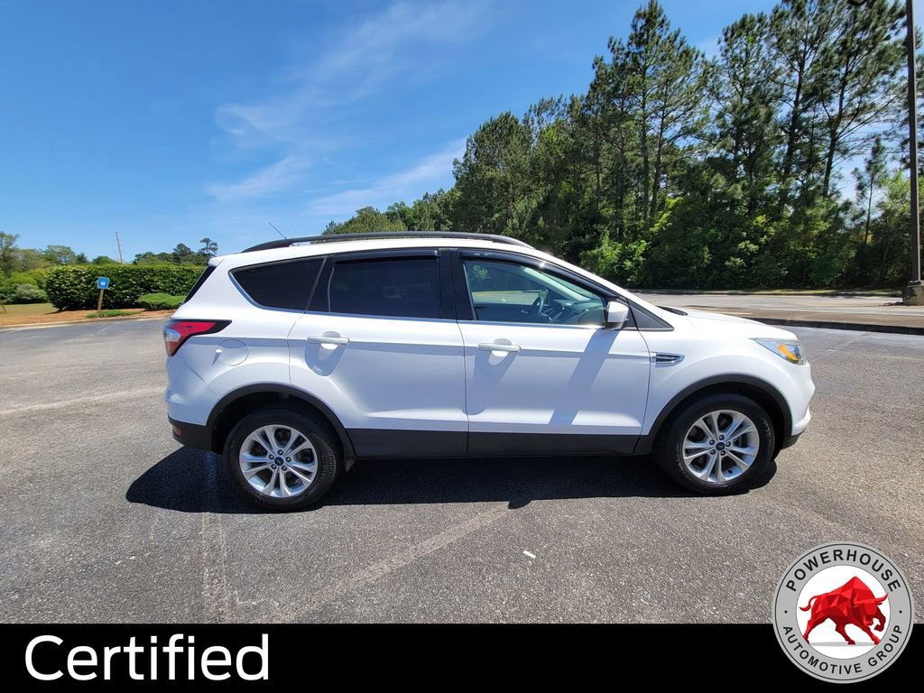 Certified 2017 Ford Escape SE w/ Equipment Group 201A image 7