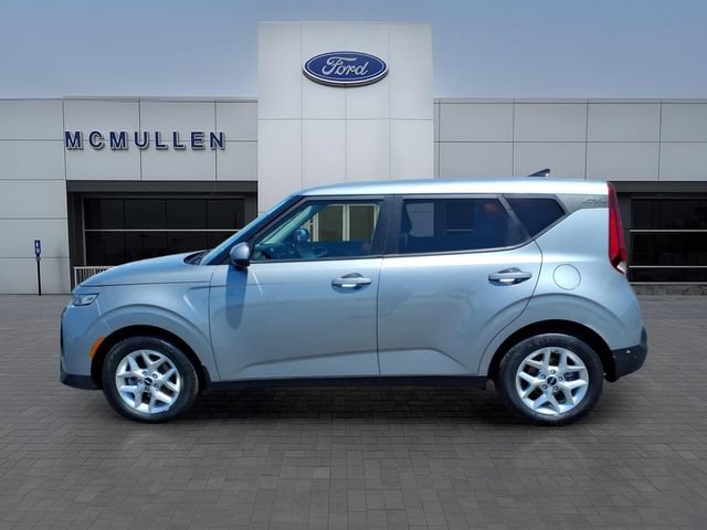 Used 2022 Kia Soul LX w/ Technology Package FWD image 8