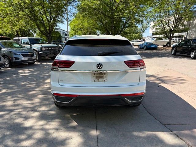 Used 2022 Volkswagen Atlas Cross Sport SE FWD image 8