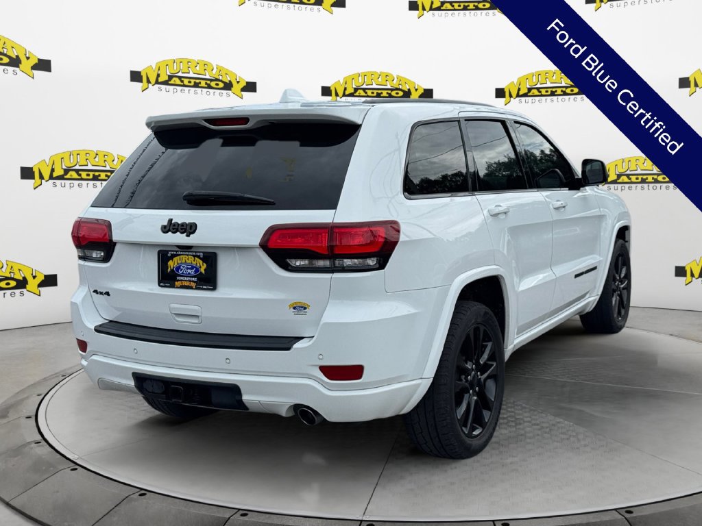 Used 2020 Jeep Grand Cherokee Altitude AWD/4WD image 7