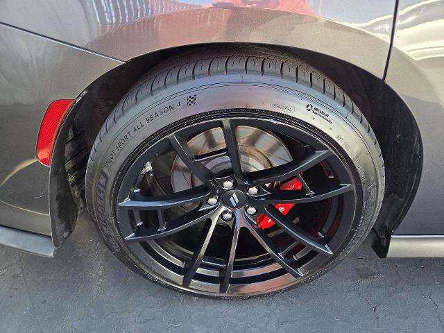 Used 2018 Dodge Charger R/T RWD image 7