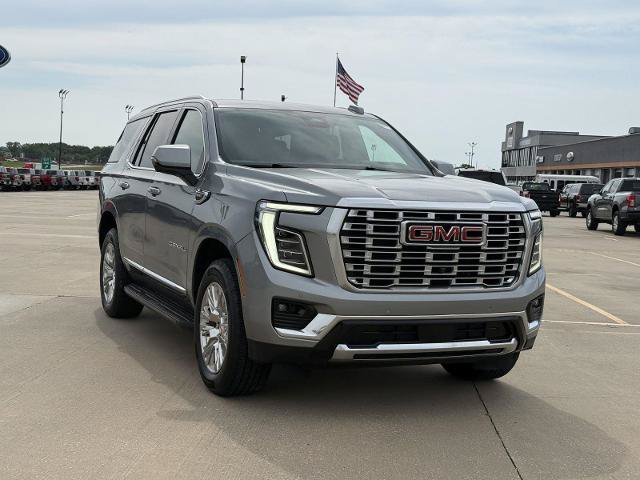 Used 2025 GMC Yukon Denali AWD/4WD image 2