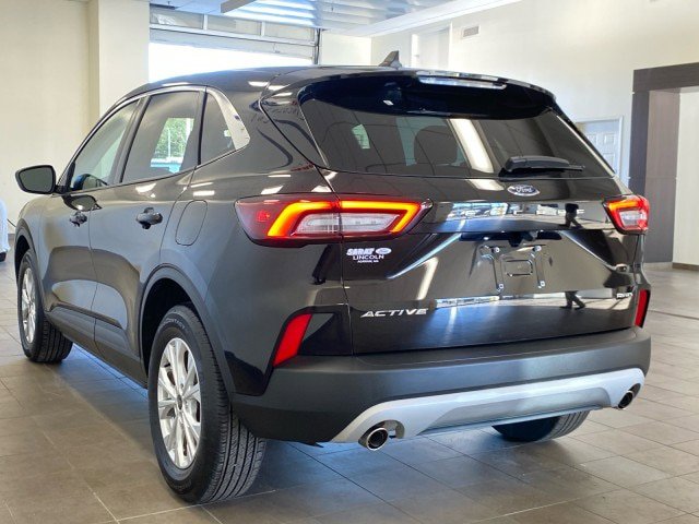 Certified 2023 Ford Escape Active AWD/4WD image 5