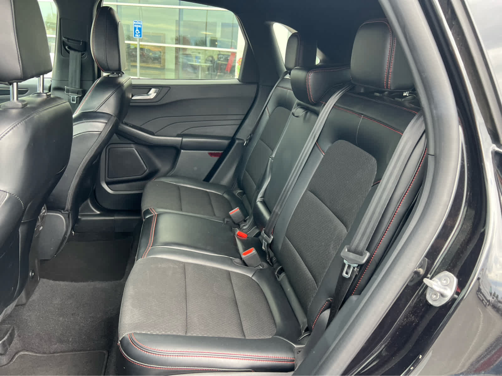 Certified 2025 Ford Escape ST-Line Select AWD/4WD image 26